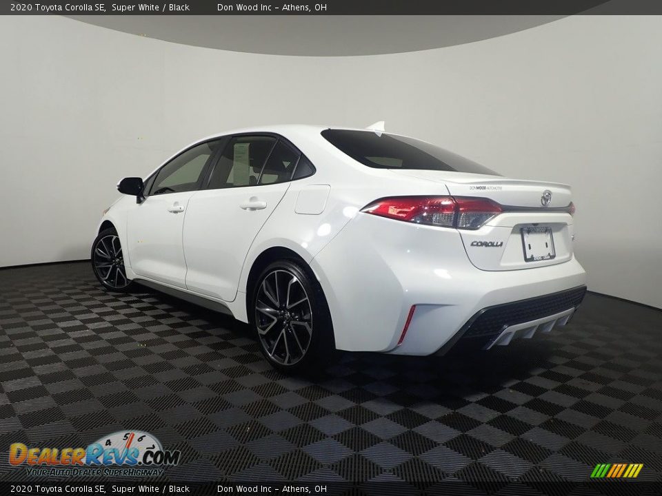 2020 Toyota Corolla SE Super White / Black Photo #12