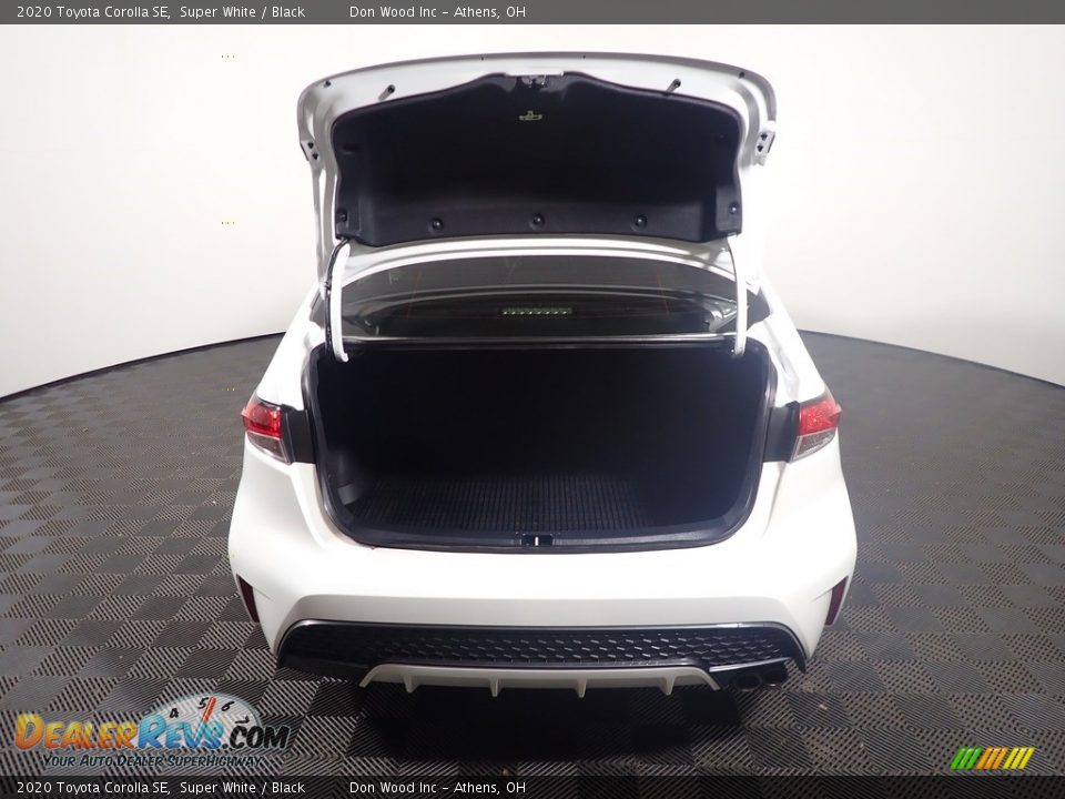 2020 Toyota Corolla SE Super White / Black Photo #15