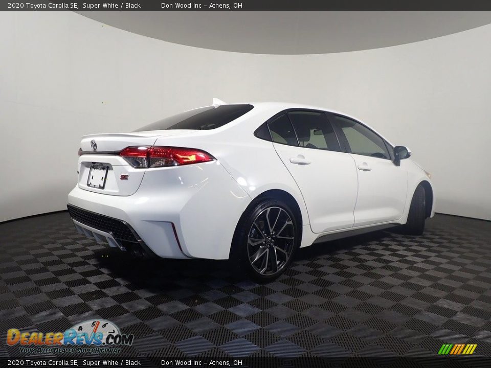 2020 Toyota Corolla SE Super White / Black Photo #17