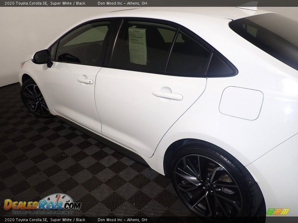 2020 Toyota Corolla SE Super White / Black Photo #19