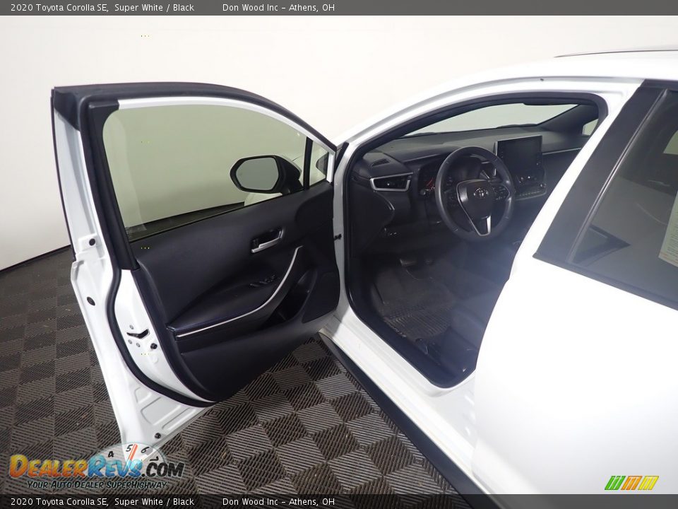2020 Toyota Corolla SE Super White / Black Photo #21
