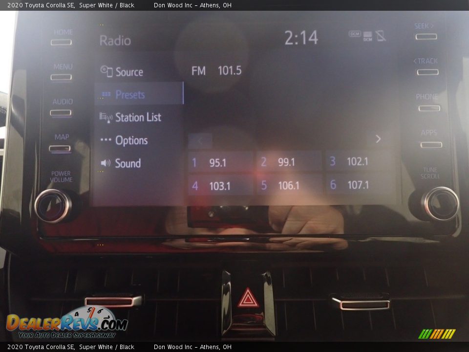 2020 Toyota Corolla SE Super White / Black Photo #27