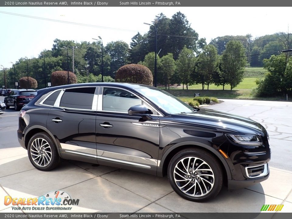 Infinite Black 2020 Lincoln Nautilus Reserve AWD Photo #7