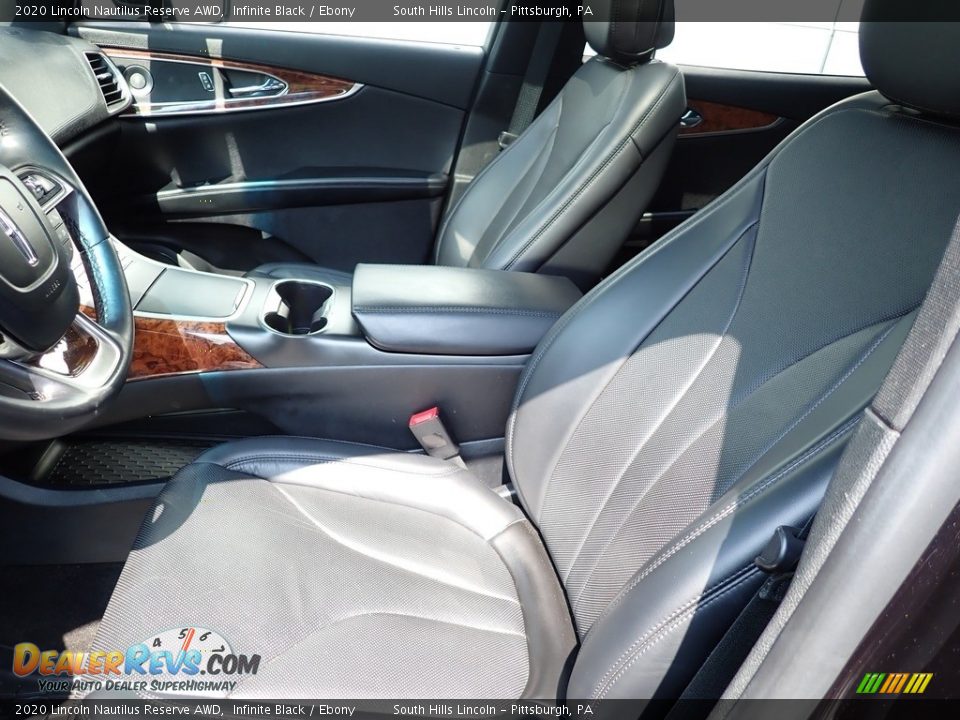 Front Seat of 2020 Lincoln Nautilus Reserve AWD Photo #15