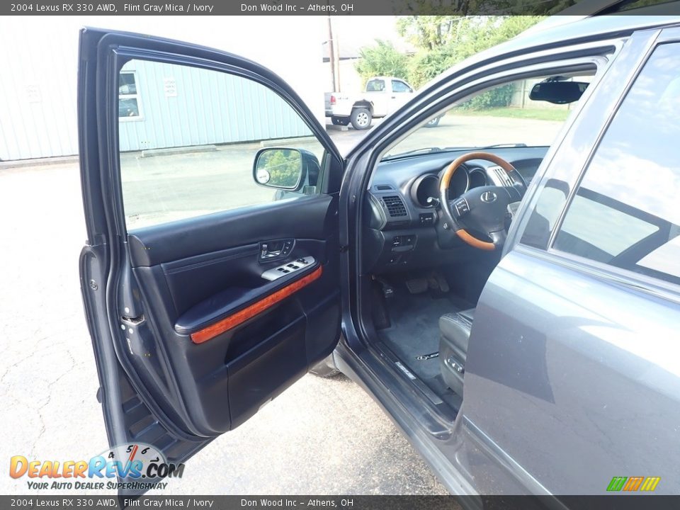 2004 Lexus RX 330 AWD Flint Gray Mica / Ivory Photo #13