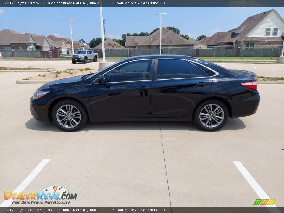 2017 Toyota Camry SE Midnight Black Metallic / Black Photo #4