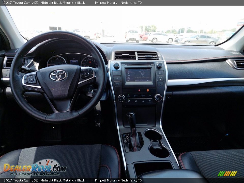 2017 Toyota Camry SE Midnight Black Metallic / Black Photo #11
