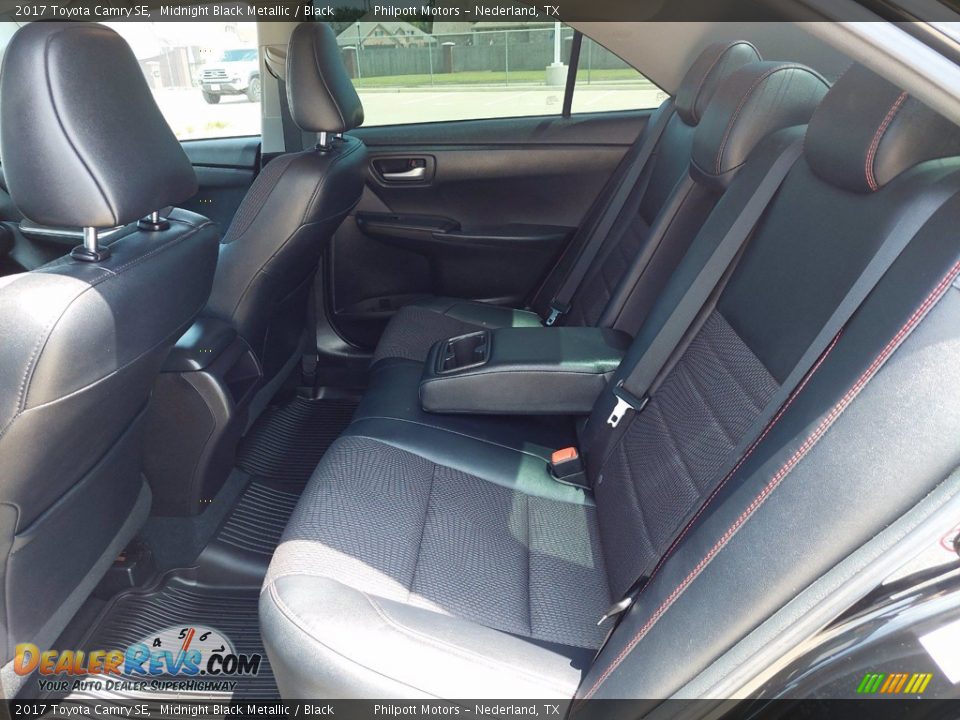 2017 Toyota Camry SE Midnight Black Metallic / Black Photo #12