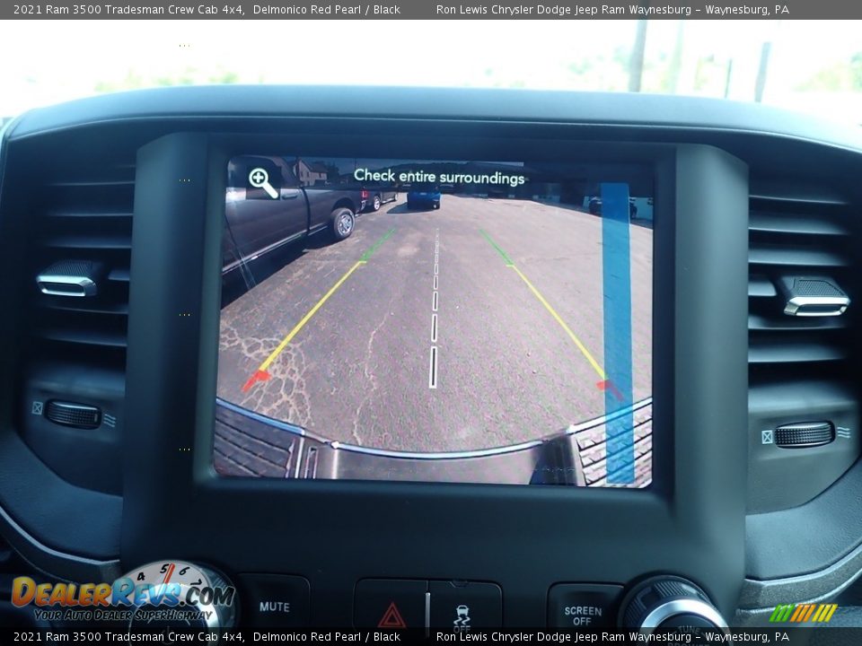 2021 Ram 3500 Tradesman Crew Cab 4x4 Delmonico Red Pearl / Black Photo #17