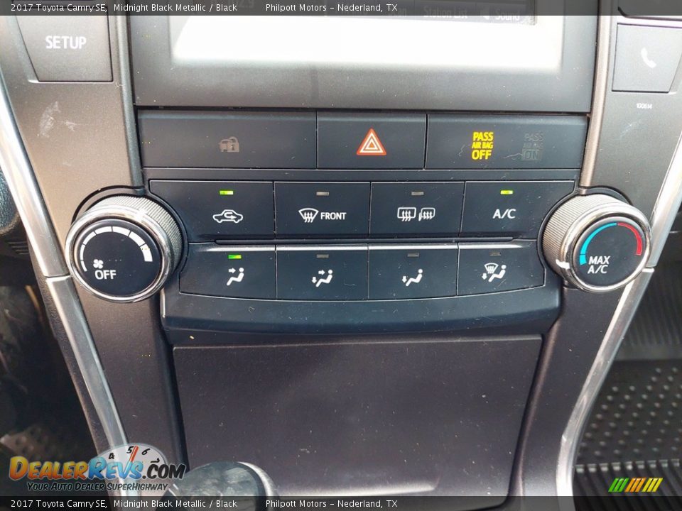 2017 Toyota Camry SE Midnight Black Metallic / Black Photo #21