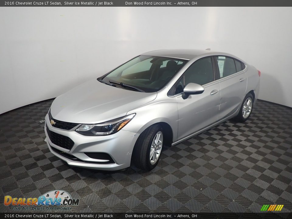 2016 Chevrolet Cruze LT Sedan Silver Ice Metallic / Jet Black Photo #8