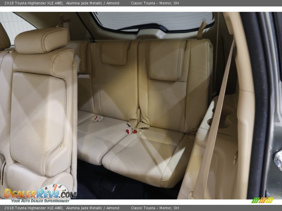 2018 Toyota Highlander XLE AWD Alumina Jade Metallic / Almond Photo #19