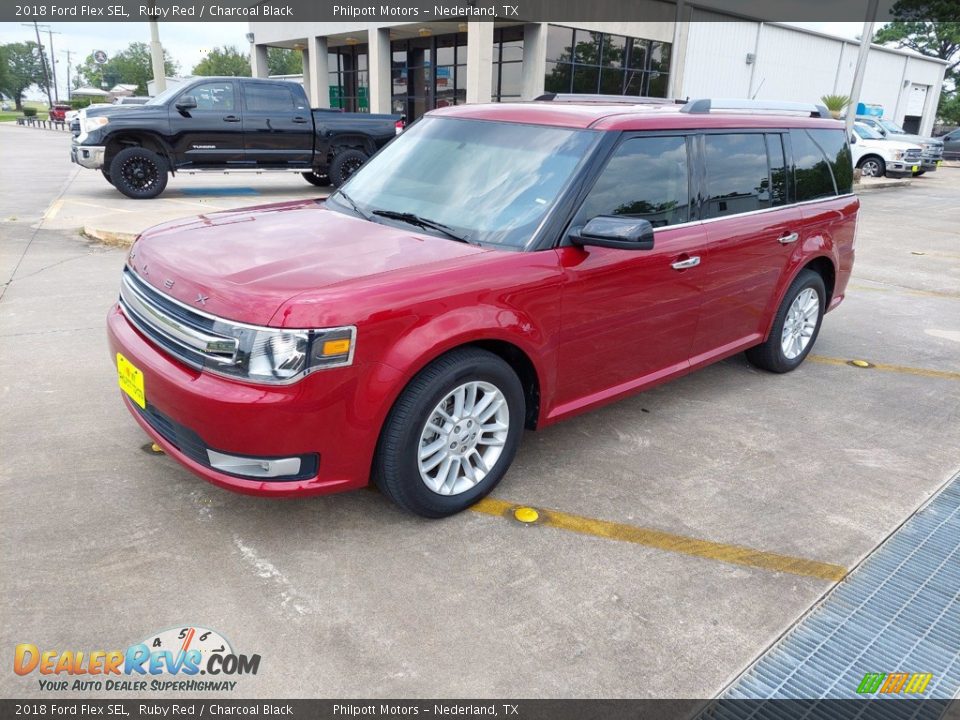 Front 3/4 View of 2018 Ford Flex SEL Photo #3