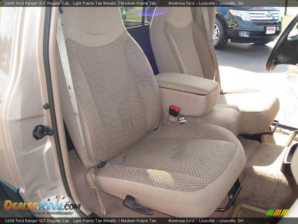 1998 Ford Ranger XLT Regular Cab Light Prairie Tan Metallic / Medium Prairie Tan Photo #15