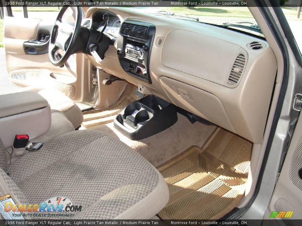 1998 Ford Ranger XLT Regular Cab Light Prairie Tan Metallic / Medium Prairie Tan Photo #17