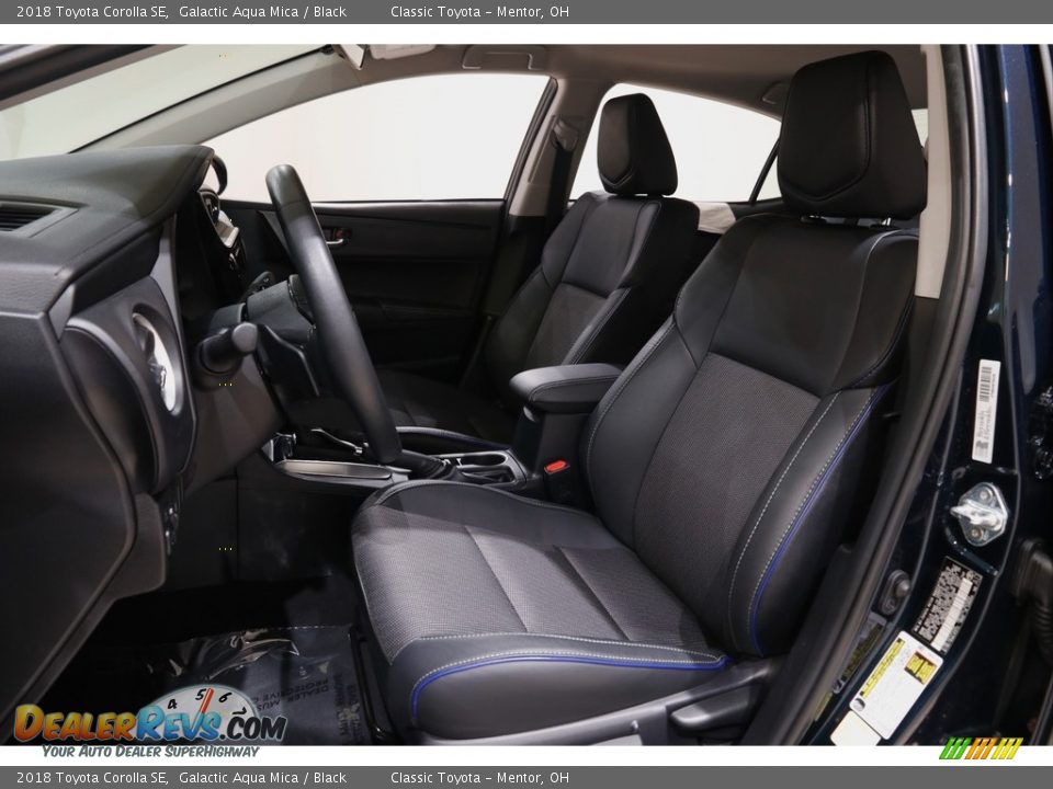 2018 Toyota Corolla SE Galactic Aqua Mica / Black Photo #5