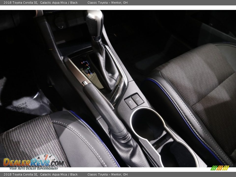 2018 Toyota Corolla SE Galactic Aqua Mica / Black Photo #12
