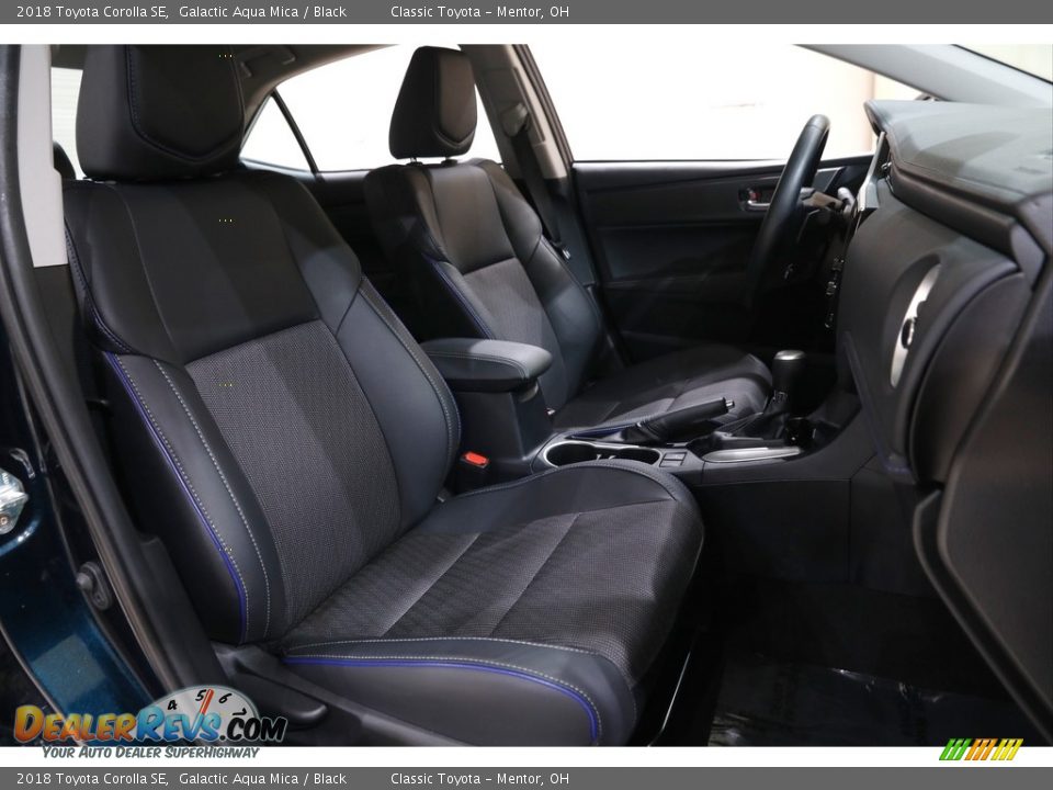 2018 Toyota Corolla SE Galactic Aqua Mica / Black Photo #13