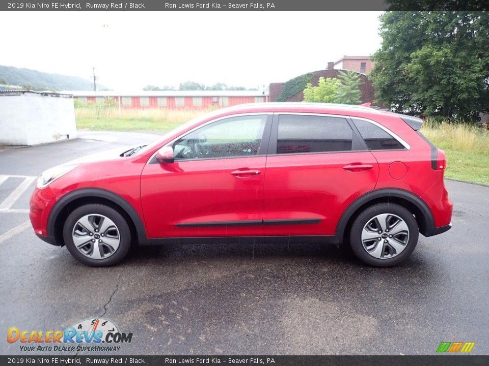 2019 Kia Niro FE Hybrid Runway Red / Black Photo #6