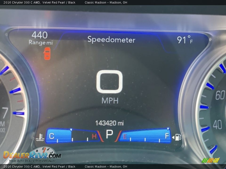 2016 Chrysler 300 C AWD Velvet Red Pearl / Black Photo #10