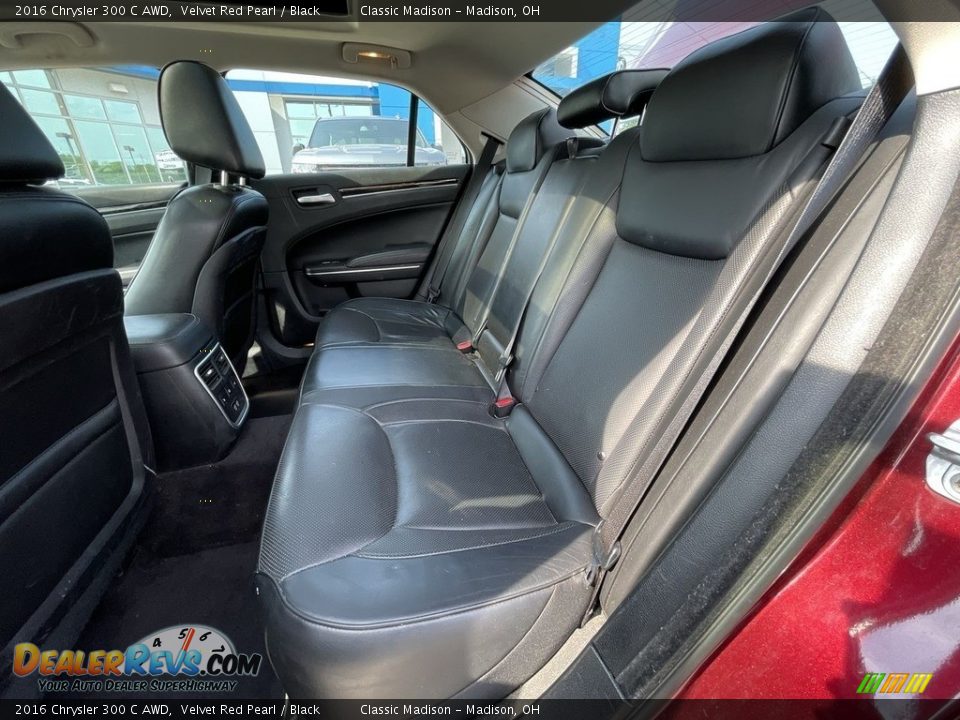2016 Chrysler 300 C AWD Velvet Red Pearl / Black Photo #16