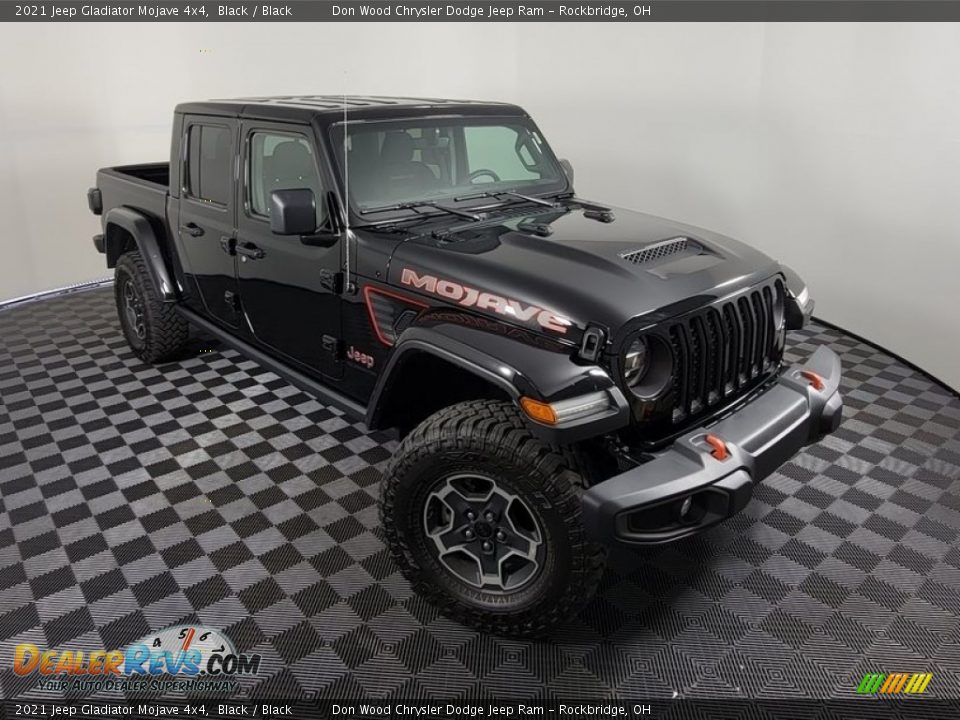 2021 Jeep Gladiator Mojave 4x4 Black / Black Photo #4