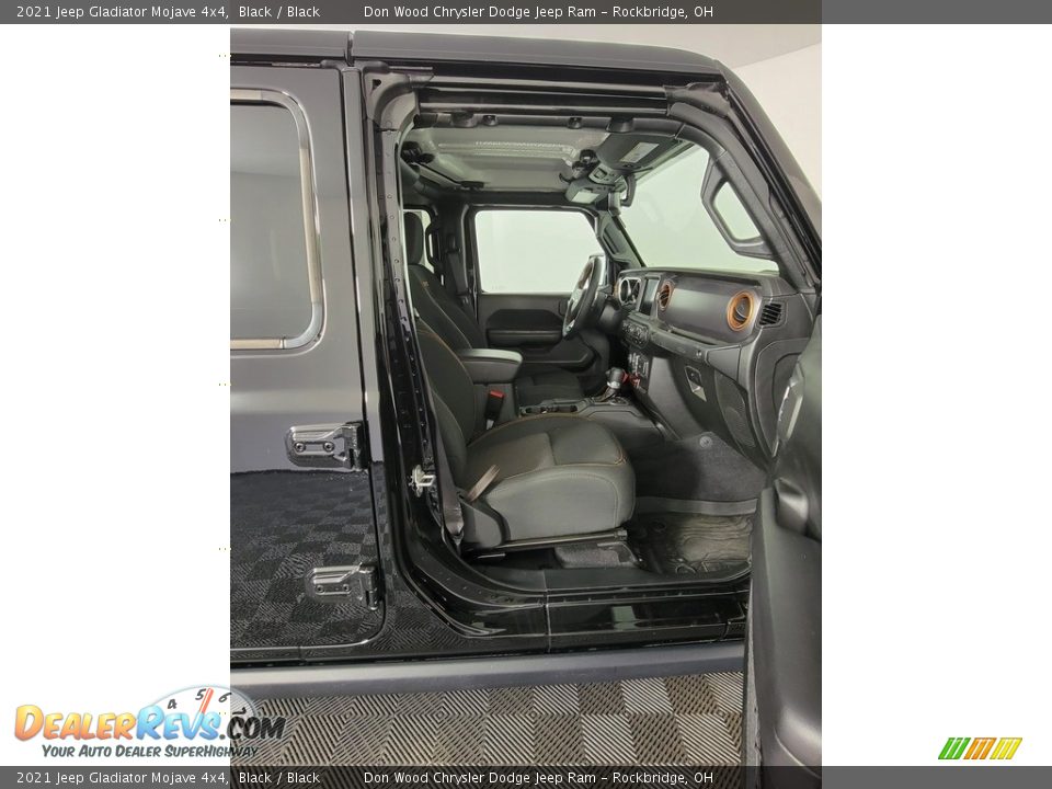 2021 Jeep Gladiator Mojave 4x4 Black / Black Photo #33