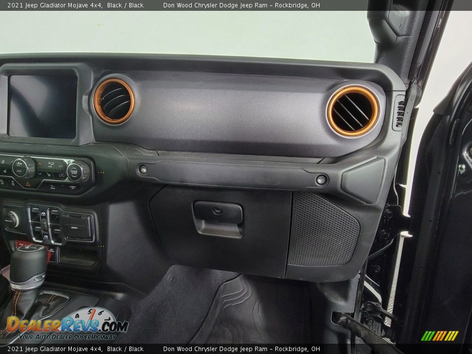 2021 Jeep Gladiator Mojave 4x4 Black / Black Photo #34