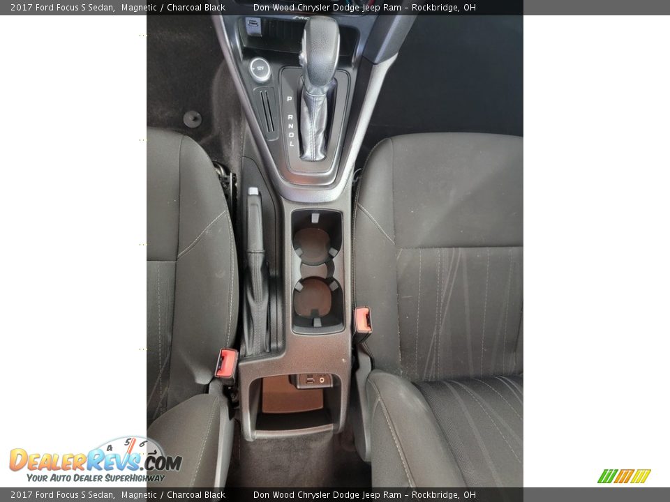 2017 Ford Focus S Sedan Magnetic / Charcoal Black Photo #22