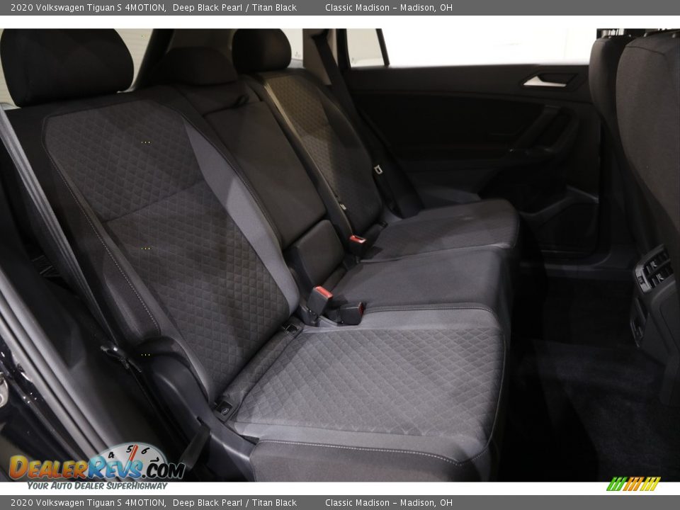 2020 Volkswagen Tiguan S 4MOTION Deep Black Pearl / Titan Black Photo #14