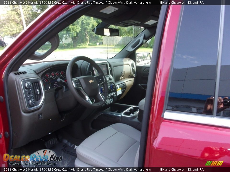 2021 Chevrolet Silverado 1500 LTZ Crew Cab 4x4 Cherry Red Tintcoat / Gideon/Very Dark Atmosphere Photo #17