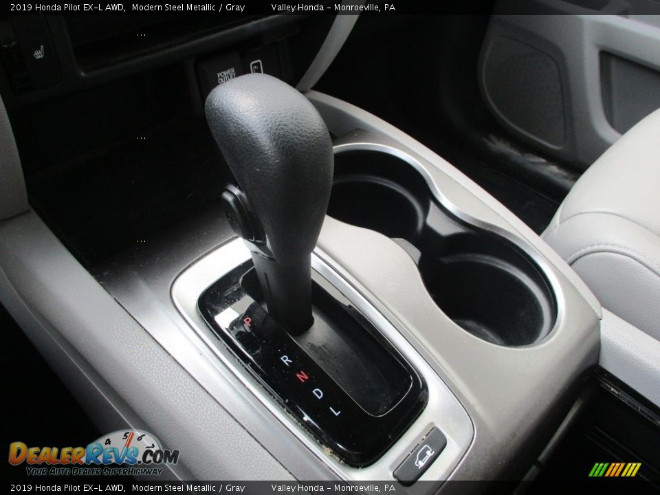 2019 Honda Pilot EX-L AWD Modern Steel Metallic / Gray Photo #17