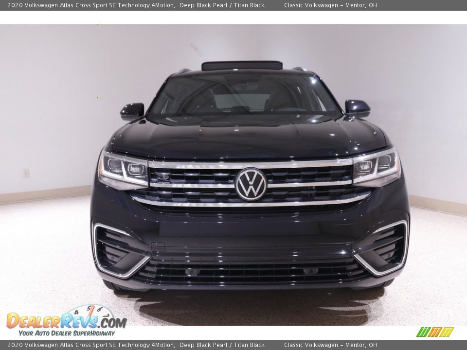 2020 Volkswagen Atlas Cross Sport SE Technology 4Motion Deep Black Pearl / Titan Black Photo #2