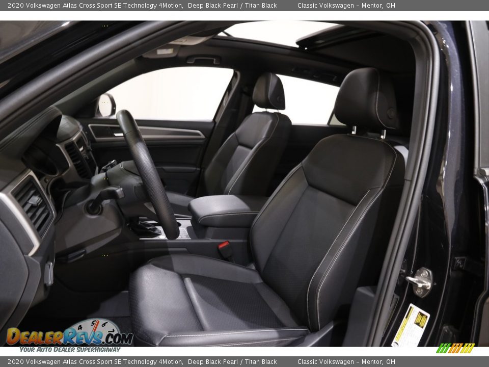 Titan Black Interior - 2020 Volkswagen Atlas Cross Sport SE Technology 4Motion Photo #5