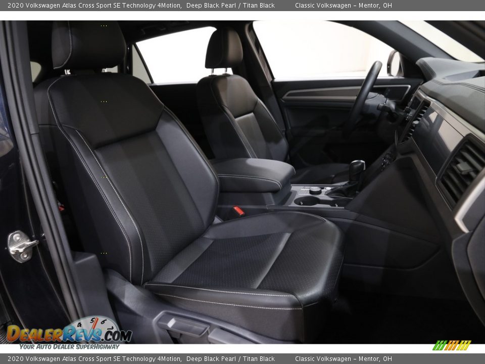Front Seat of 2020 Volkswagen Atlas Cross Sport SE Technology 4Motion Photo #13