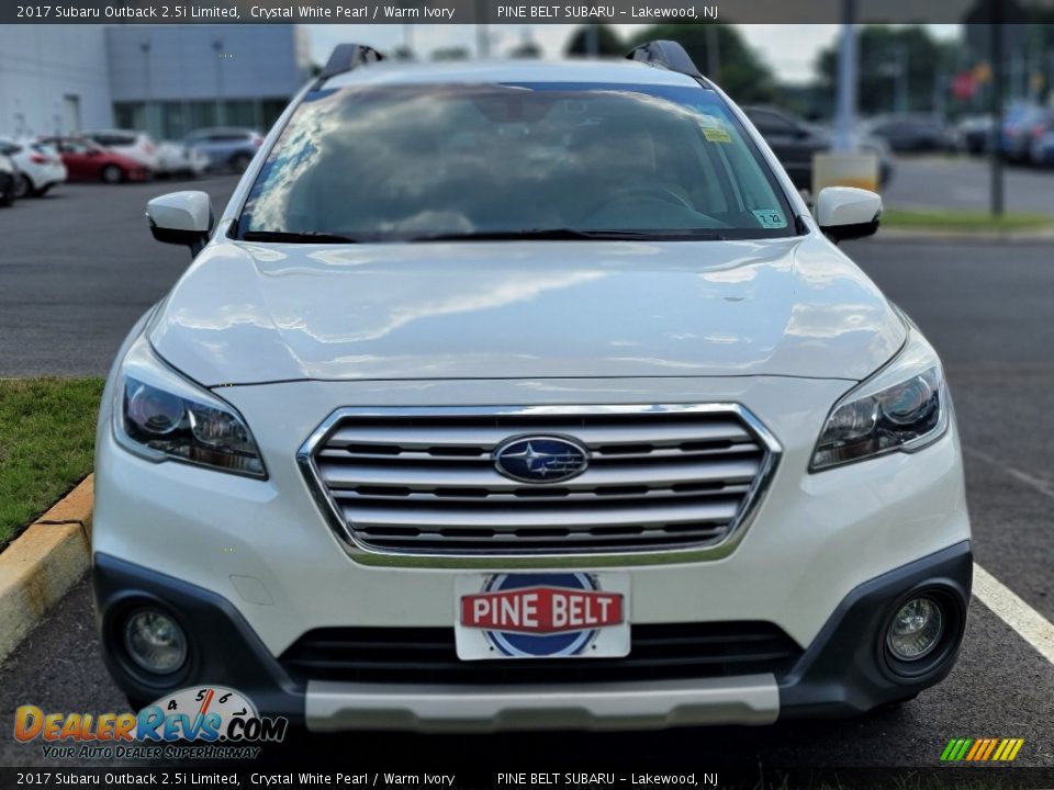 2017 Subaru Outback 2.5i Limited Crystal White Pearl / Warm Ivory Photo #2