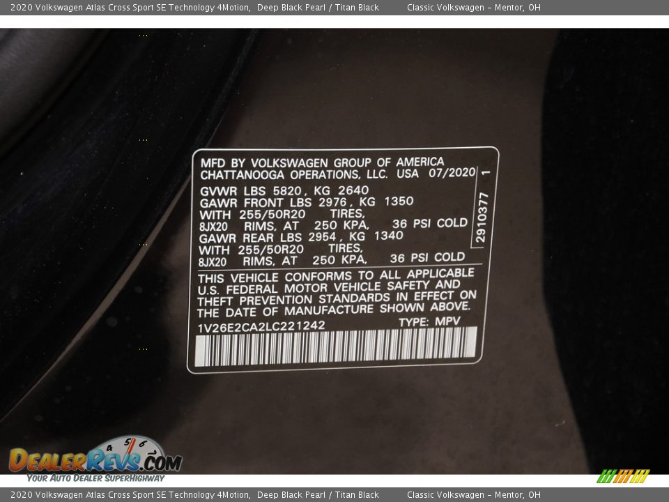 2020 Volkswagen Atlas Cross Sport SE Technology 4Motion Deep Black Pearl / Titan Black Photo #19