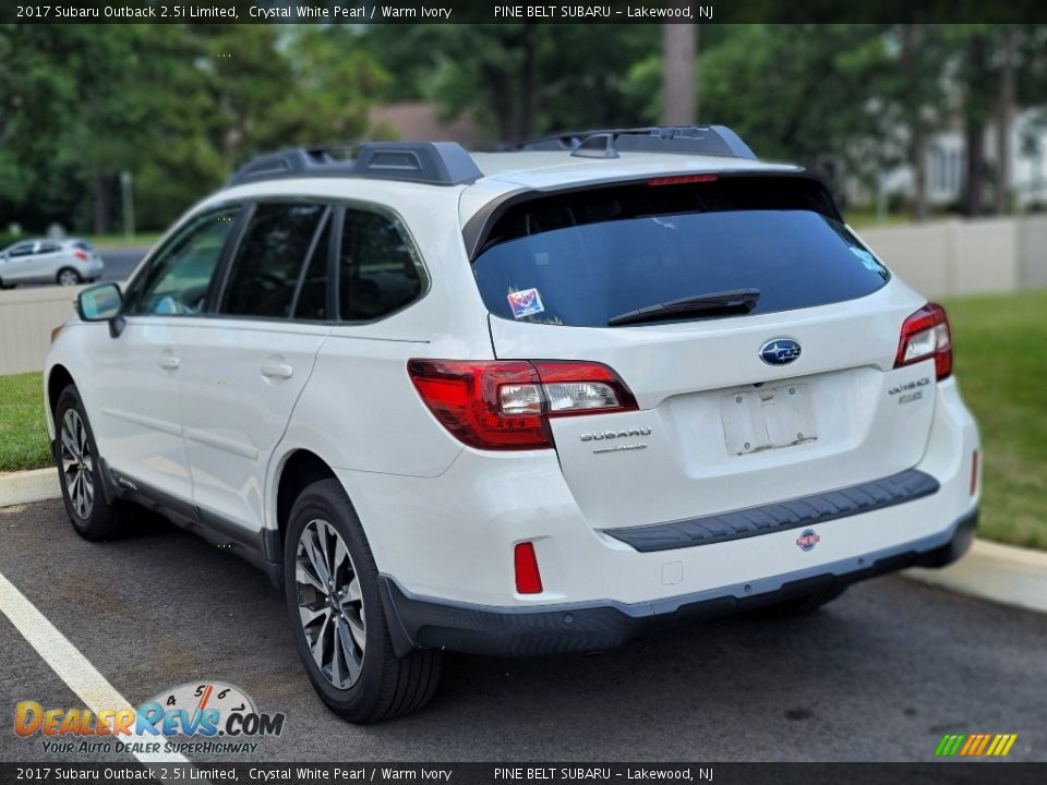 2017 Subaru Outback 2.5i Limited Crystal White Pearl / Warm Ivory Photo #5