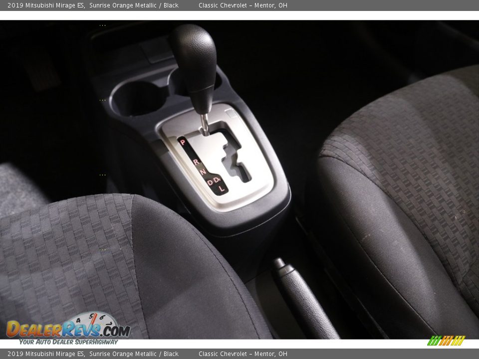 2019 Mitsubishi Mirage ES Shifter Photo #12