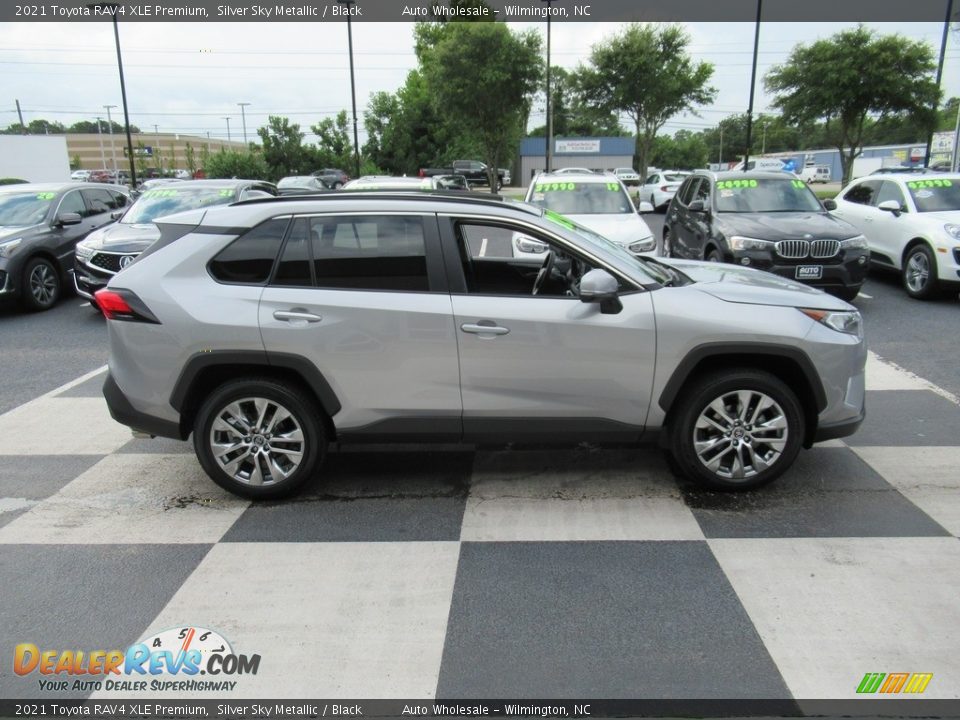 2021 Toyota RAV4 XLE Premium Silver Sky Metallic / Black Photo #3