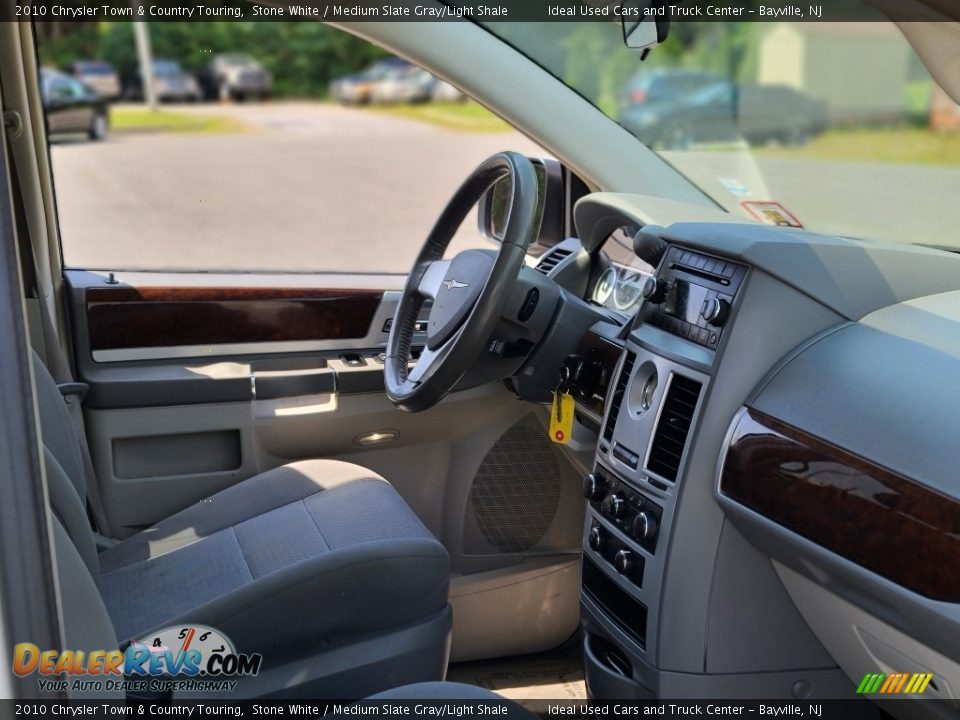 2010 Chrysler Town & Country Touring Stone White / Medium Slate Gray/Light Shale Photo #10