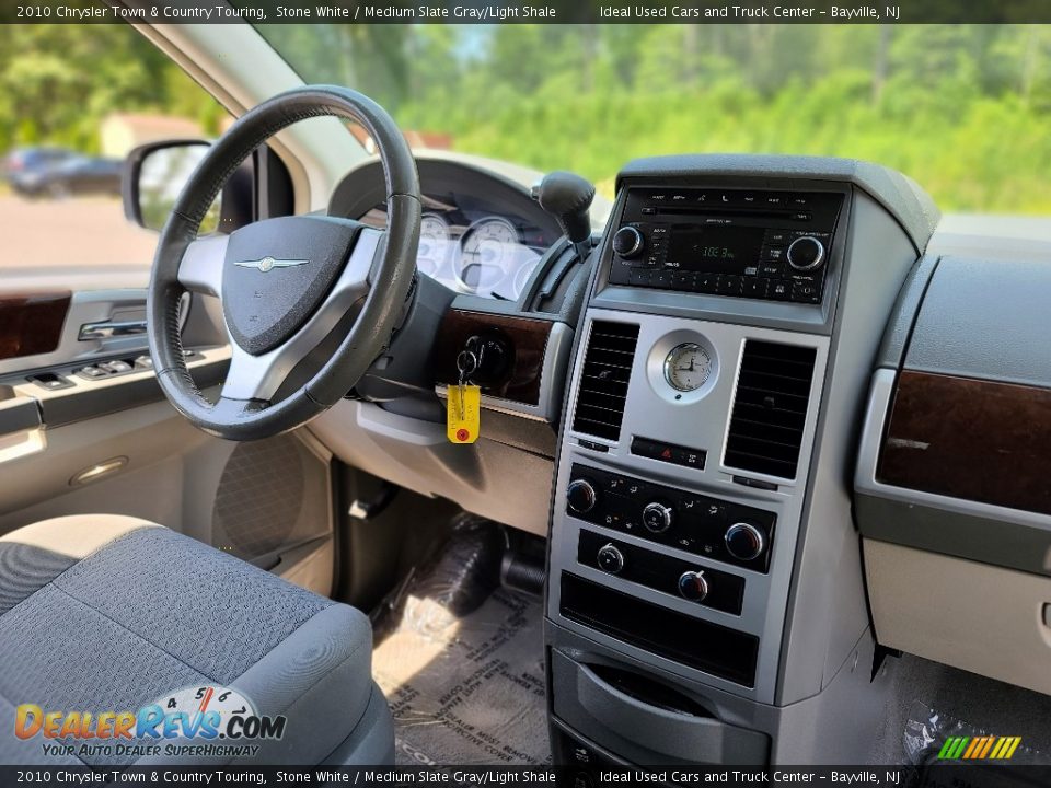 2010 Chrysler Town & Country Touring Stone White / Medium Slate Gray/Light Shale Photo #11