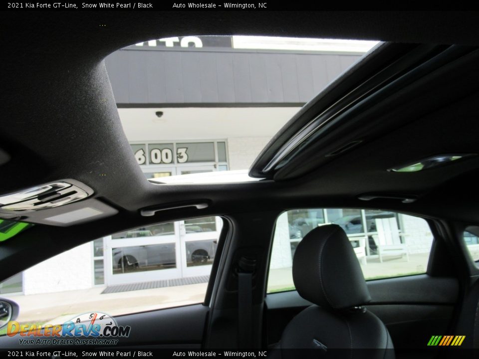 2021 Kia Forte GT-Line Snow White Pearl / Black Photo #11