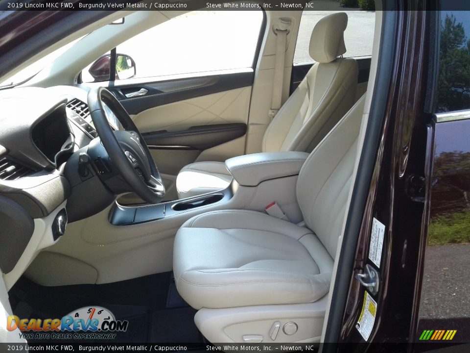 Front Seat of 2019 Lincoln MKC FWD Photo #11