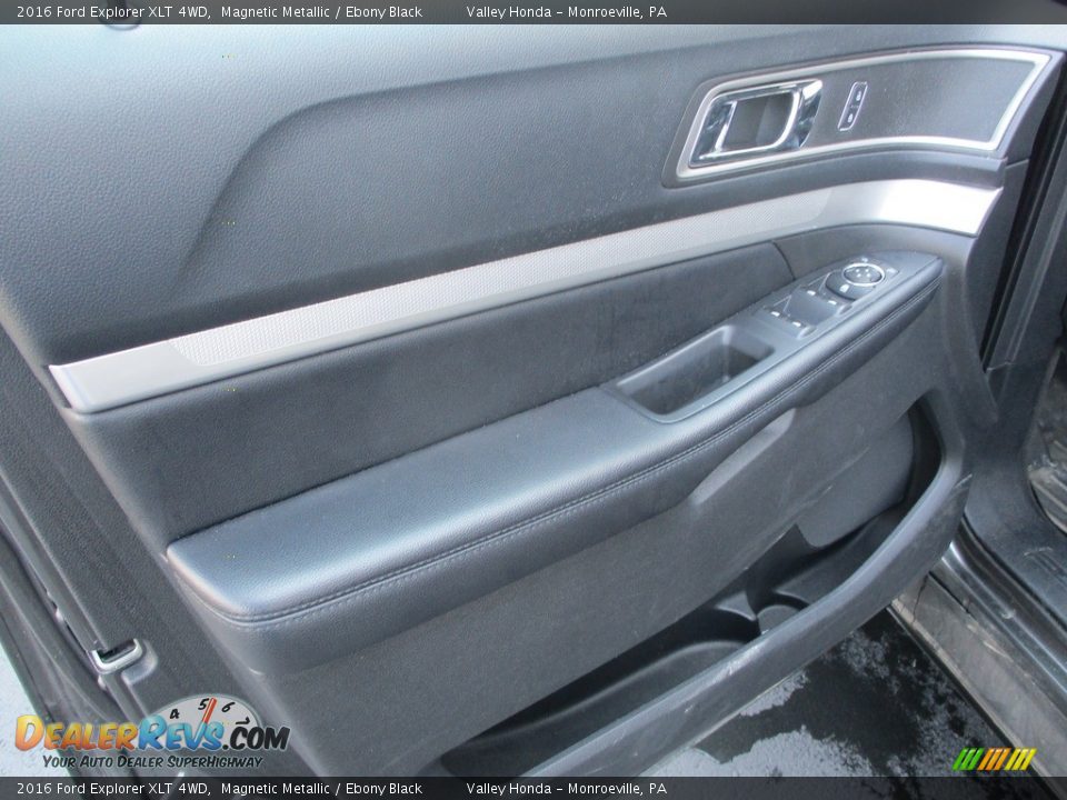 2016 Ford Explorer XLT 4WD Magnetic Metallic / Ebony Black Photo #11