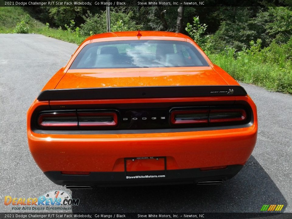 2021 Dodge Challenger R/T Scat Pack Widebody Go Mango / Black Photo #7