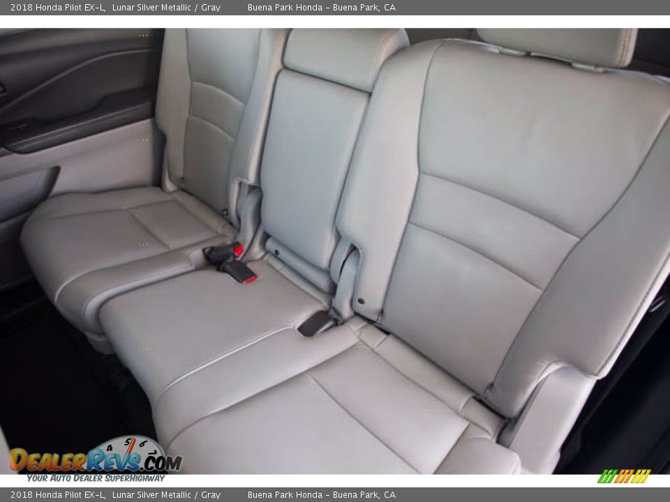 Rear Seat of 2018 Honda Pilot EX-L Photo #19