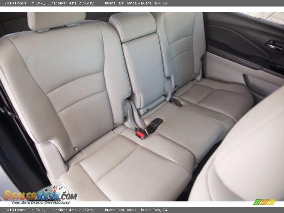 Rear Seat of 2018 Honda Pilot EX-L Photo #23