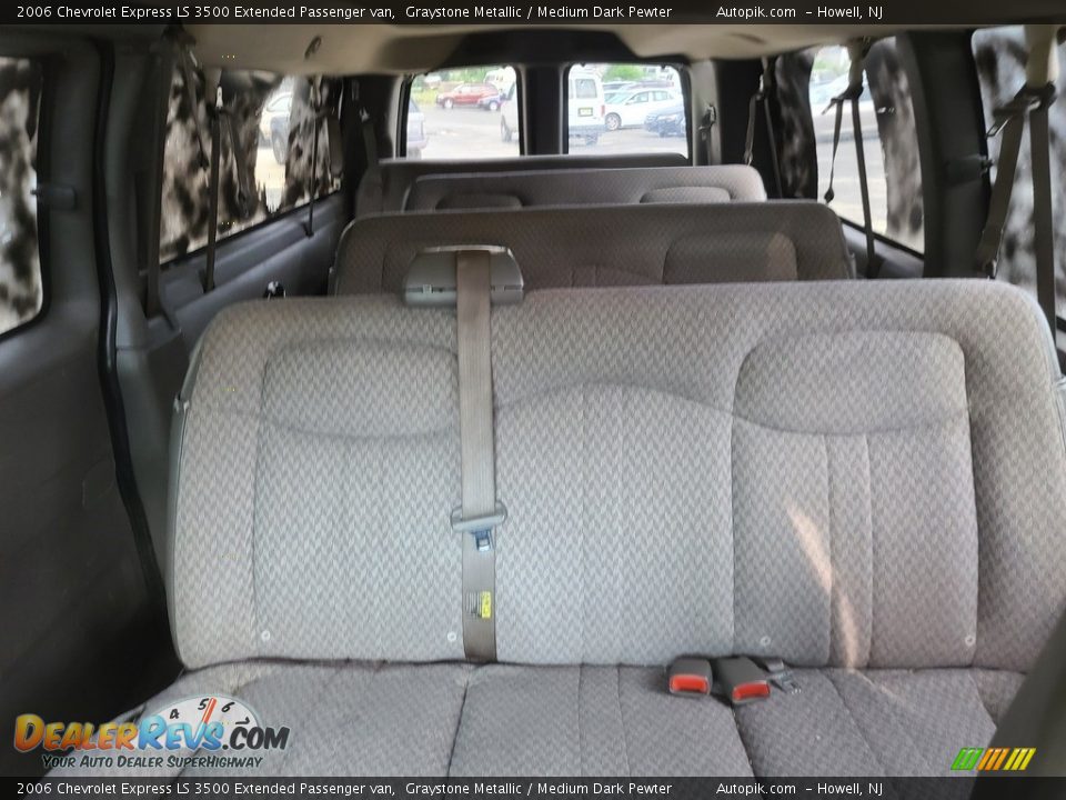 2006 Chevrolet Express LS 3500 Extended Passenger van Graystone Metallic / Medium Dark Pewter Photo #15