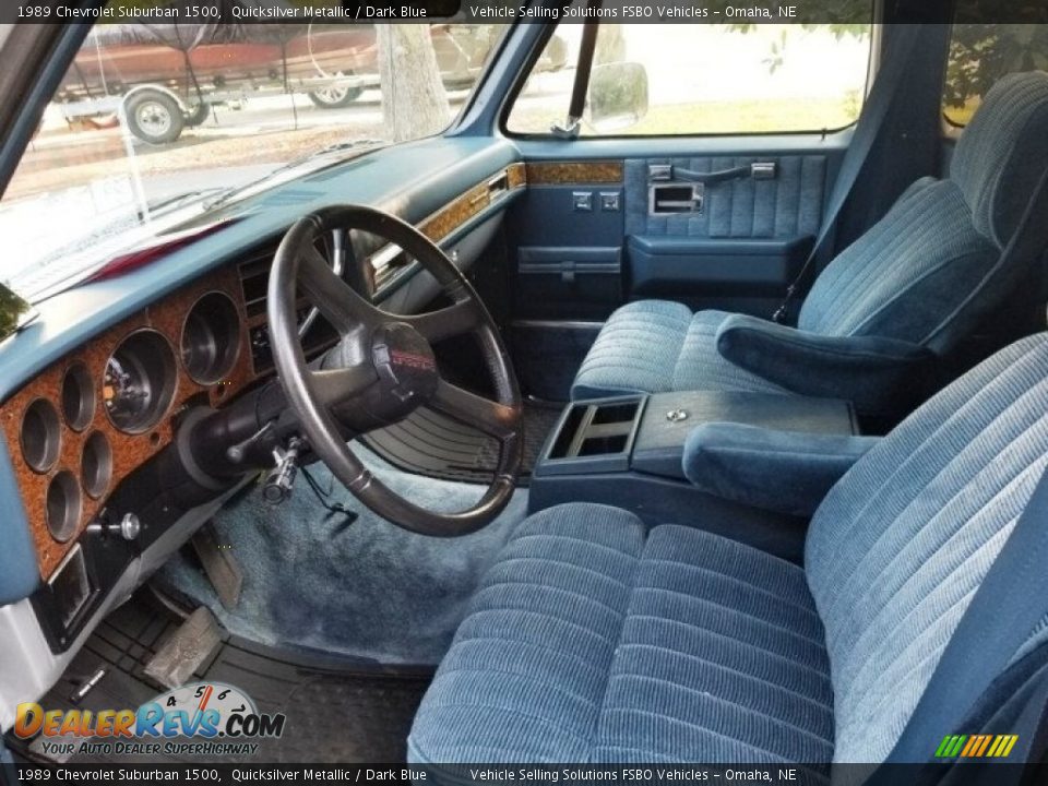 1989 Chevrolet Suburban 1500 Quicksilver Metallic / Dark Blue Photo #6